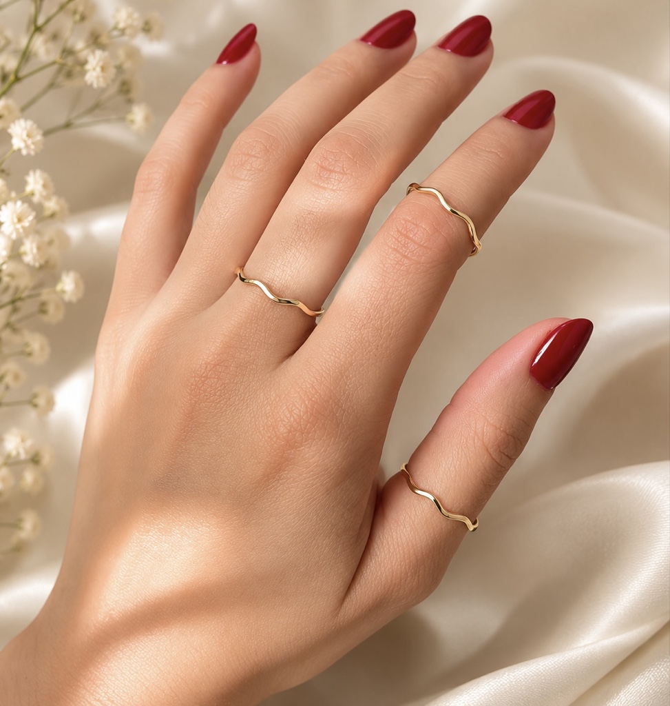 Anillo Ola Dorada / Talla 7 / 0,96 y 0,99 Gr / Oro 18k