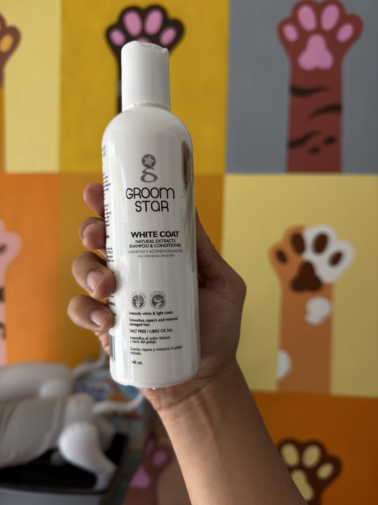 Shampoo groom star white