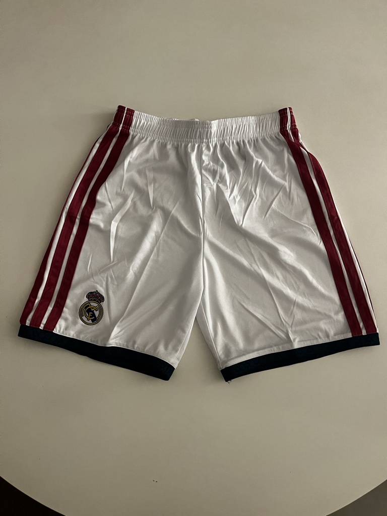 Short Real Madrid Titular 26/27