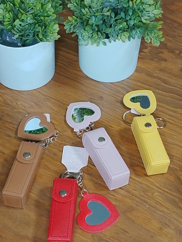 Estuche con espejo para labial