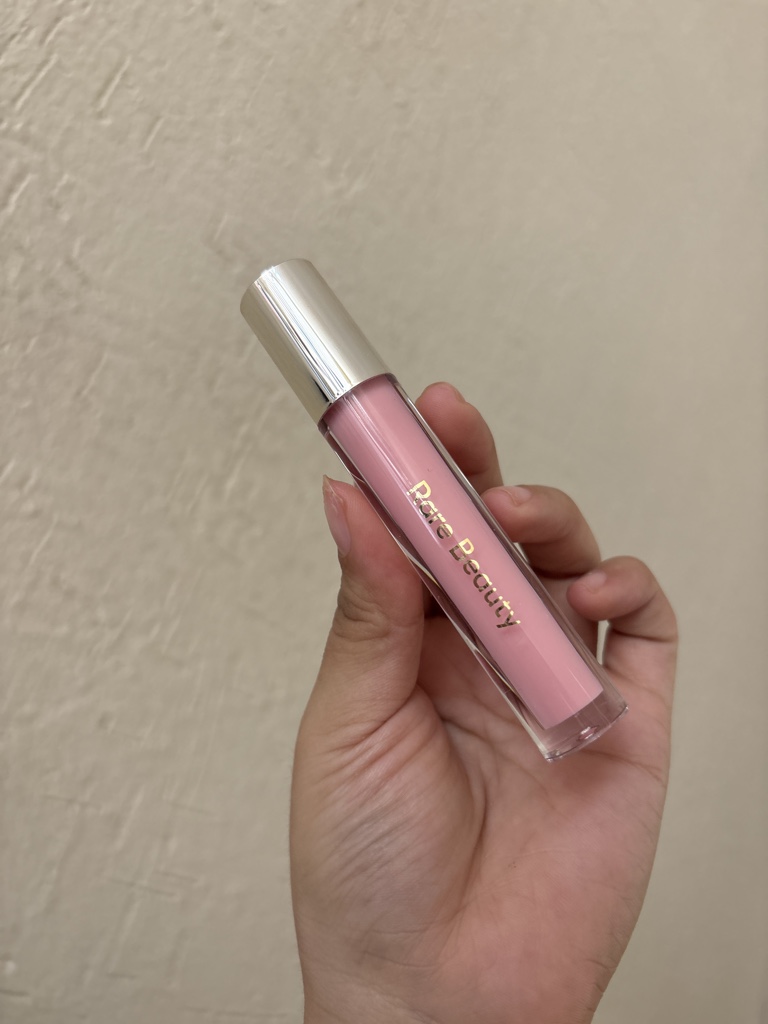 Gloss Rare Beauty tono APRICOT
