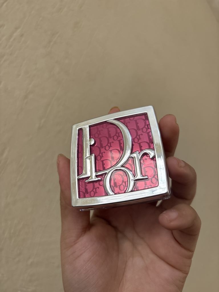 Rubor en polvo DIOR tono BERRY
