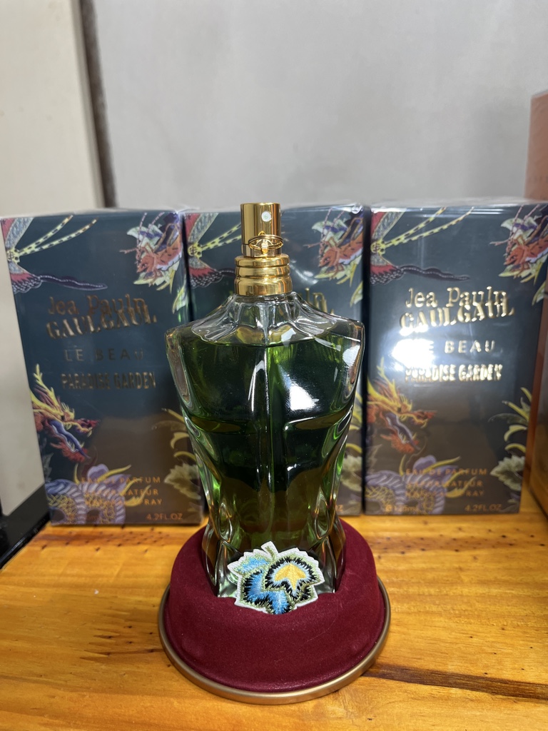 Jean Paul perfume caja