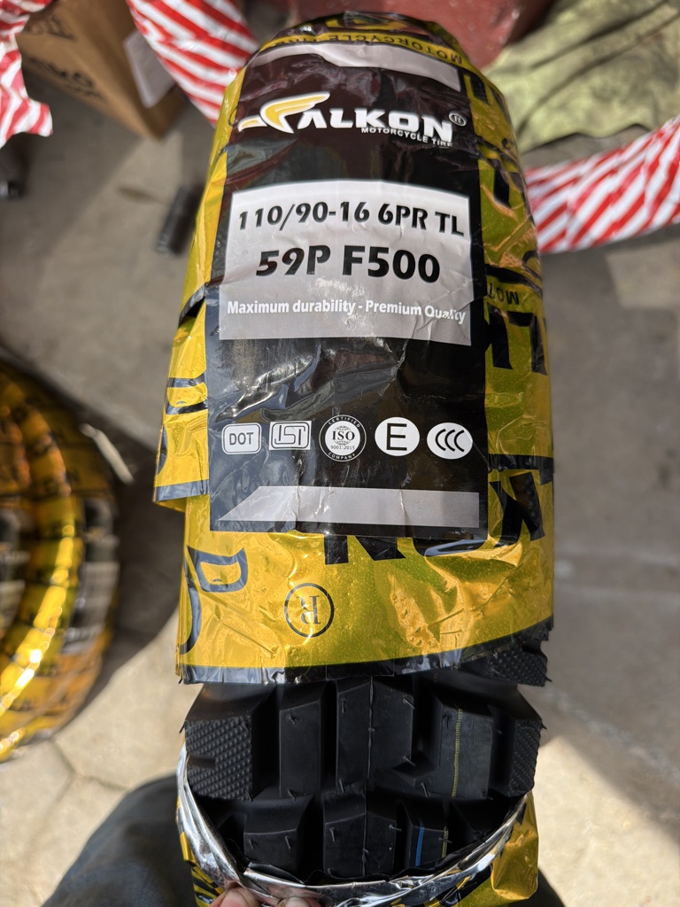 110/90/16 Falkon 500