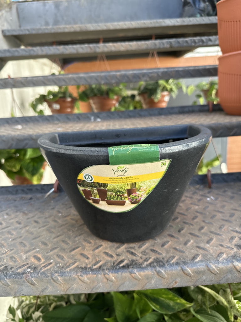 Vaso de Parede 25x15 Preto