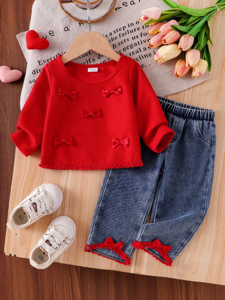 Conjunto de Pantalón de Jean con Suéter rojo
