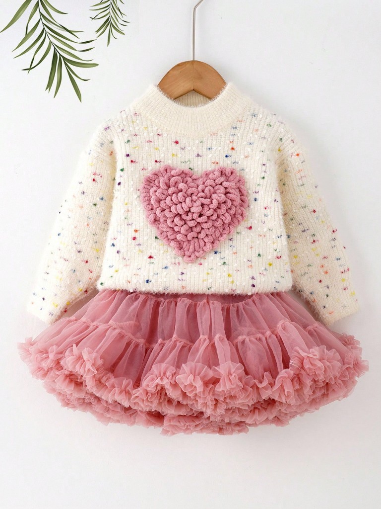 Conjunto de Falda tipo tutú y Suéter blanco estampado