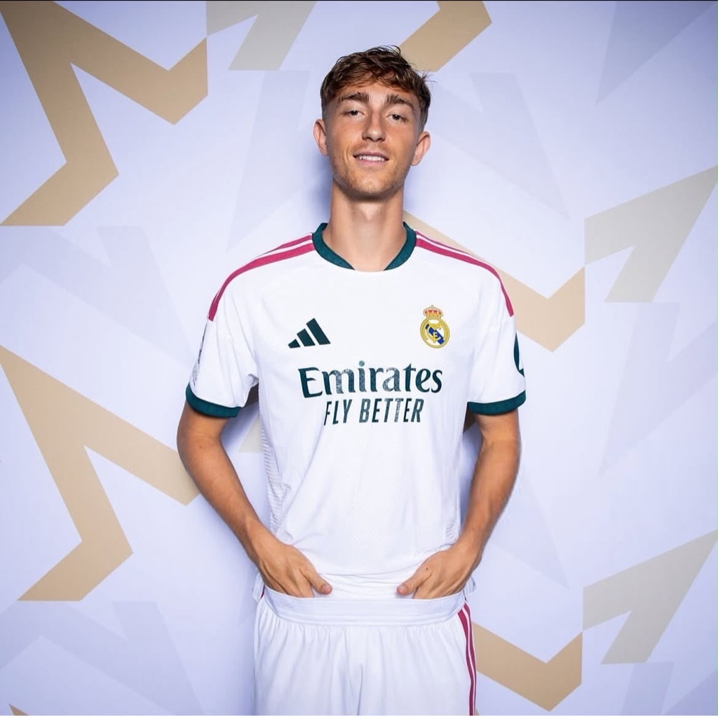 HUIJSEN | UCL Camiseta hombre primera equipación 26/27 Real Madrid / Manga larga - Edición Jugador
