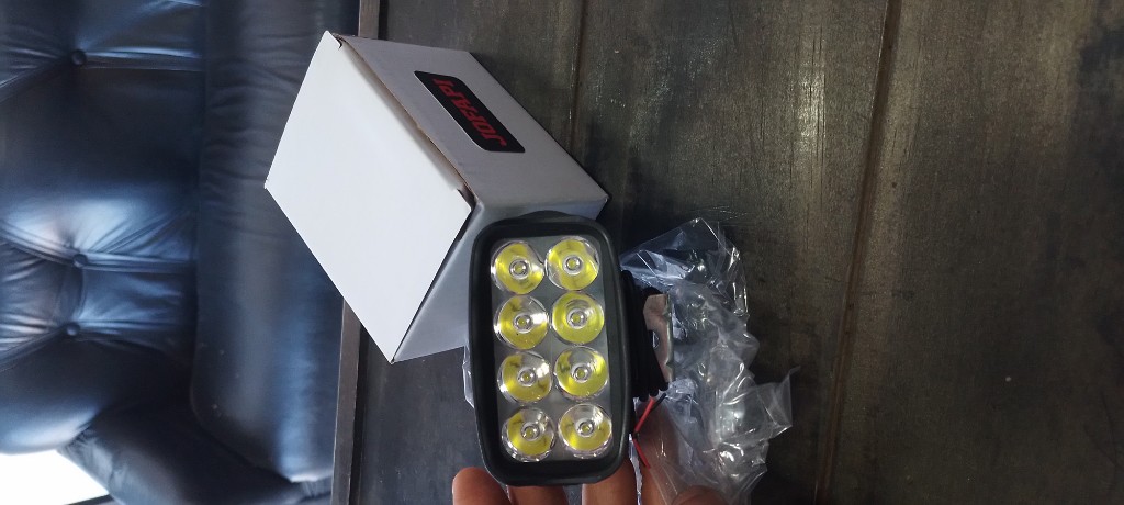 Faro auxiliar 8 led