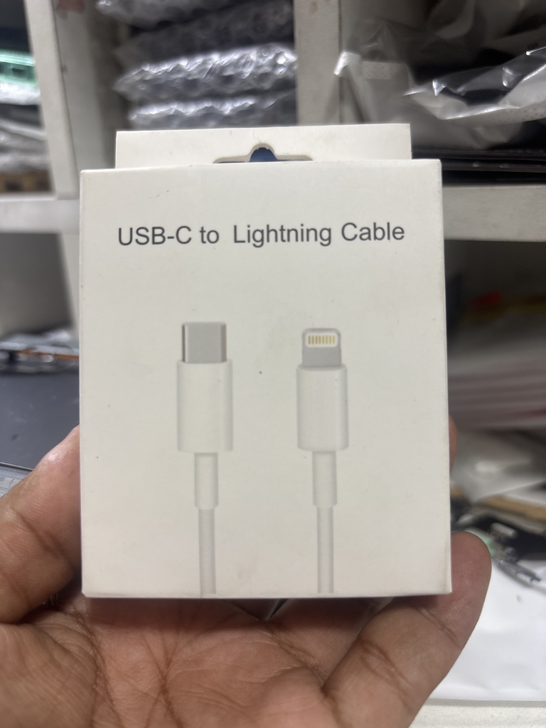 Cable IPhone C-Lightning