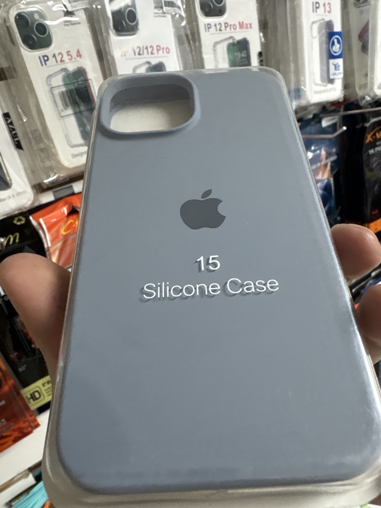 Case iPhone 15 gris azulado