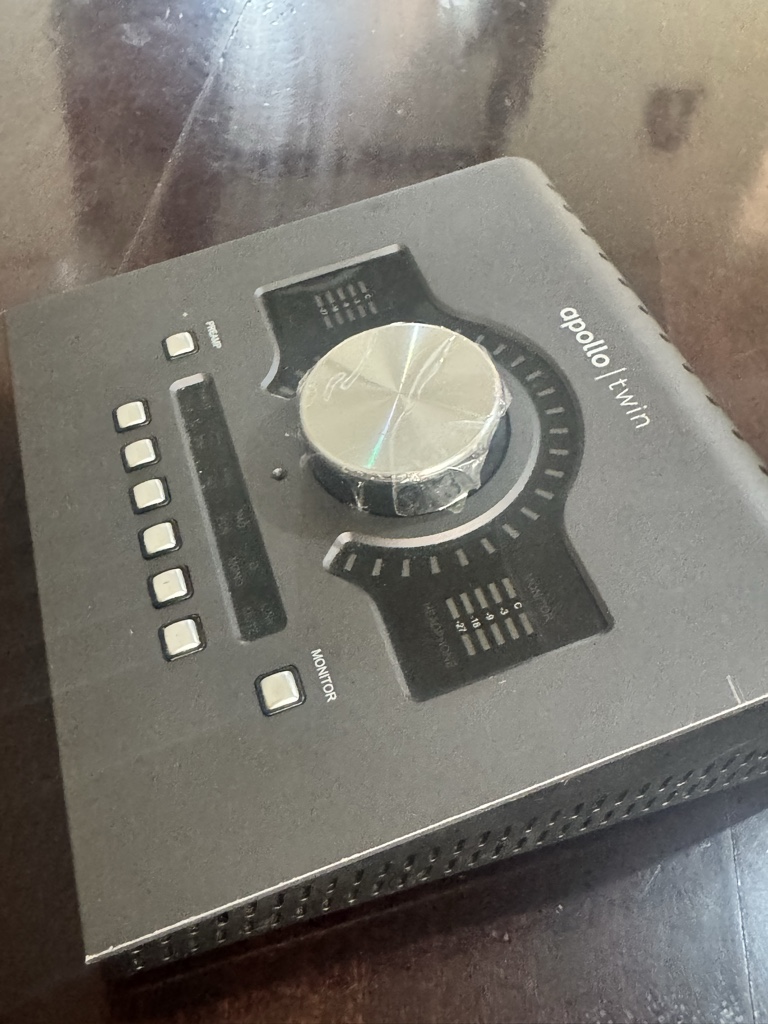 Apollo Twin universal