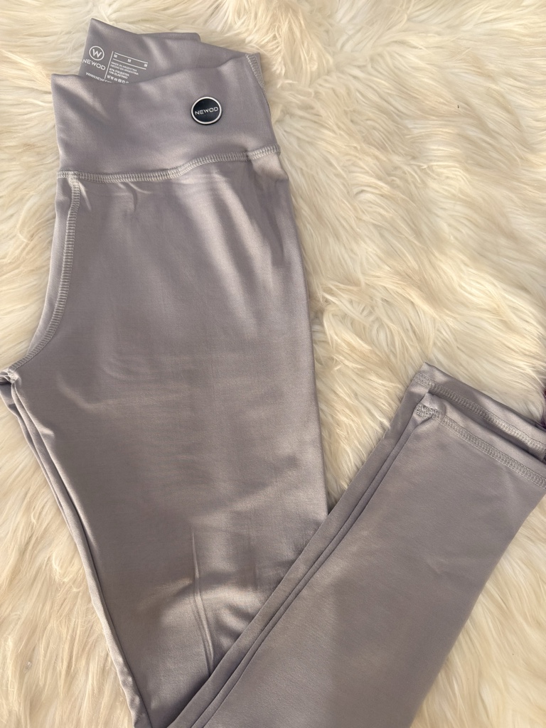 Calza larga gris perla M y L