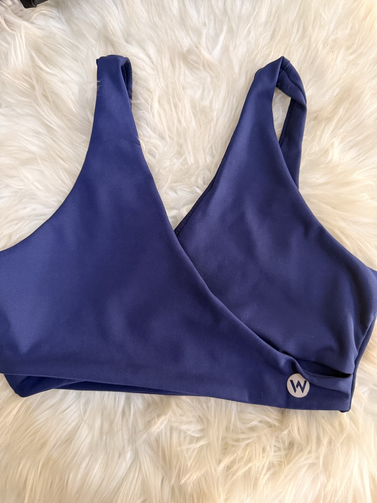 Top yoga azul M y L •
