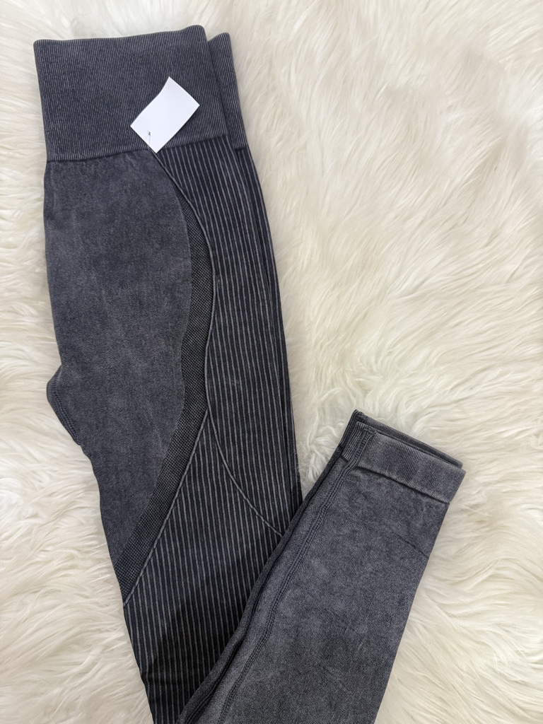 Calzas con frunce color gris oscuro talle S