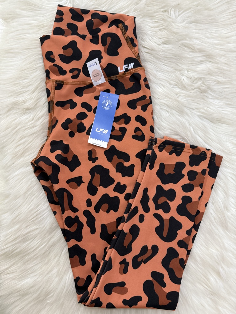 Calza animal print marrón talle L y XL