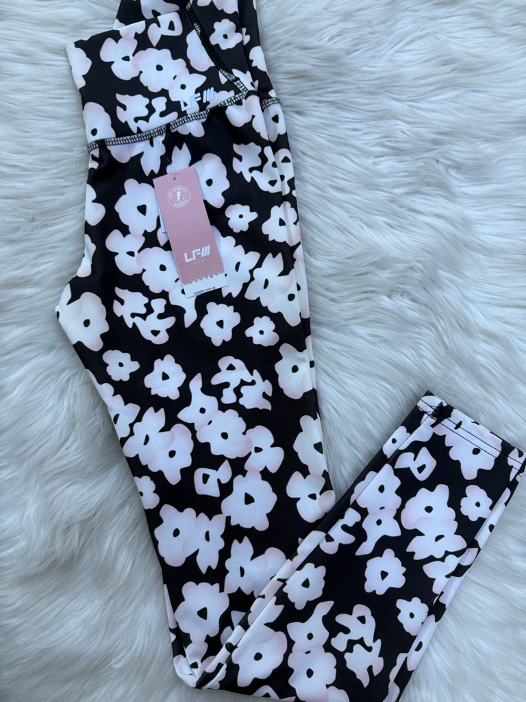 LF calza larga negra flores talle del S,M,L y Xl