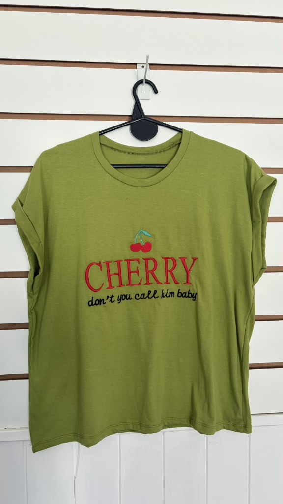 Remera verde Cherry