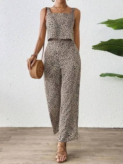 Mono De Mujer Con Estampado Integral y Tirantes