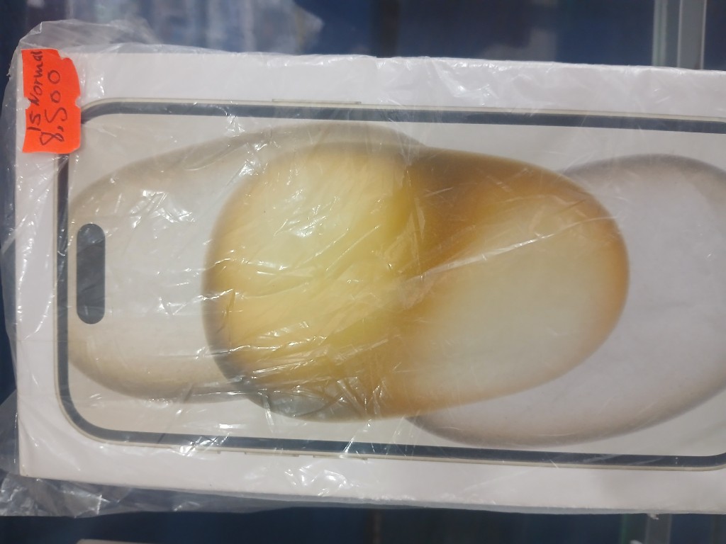 iPhone 15 normal