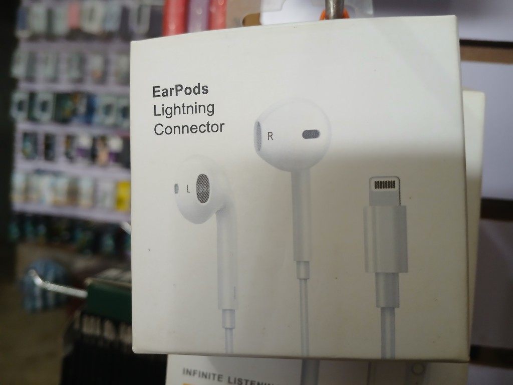 Apple EarPods Lightning blancos
