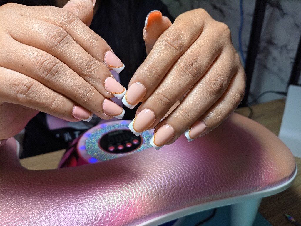 Uñas soft gel medianas