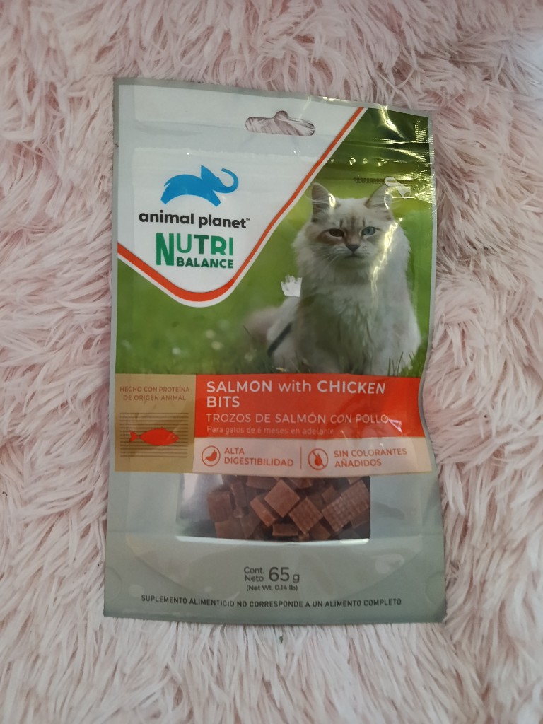 Animal Planet Nutri Balance salmón y pollo