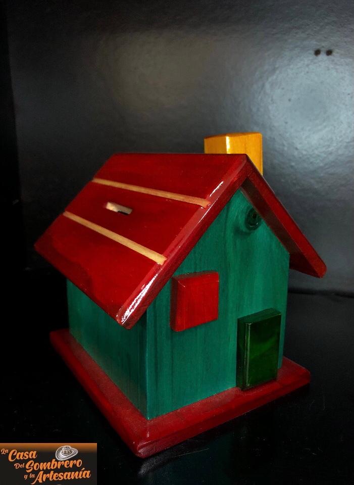 Alcancia casa madera