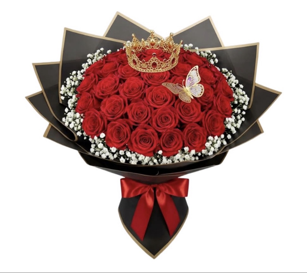 Buchon 25 Rose Bouquet (25 Roses, Baby's Breath, Decorative Butterflies and Crown, Elegantly Wrapped with Ribbon)