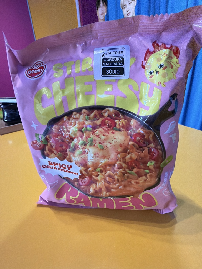 Cheese Ramyeon Picante queijo separado