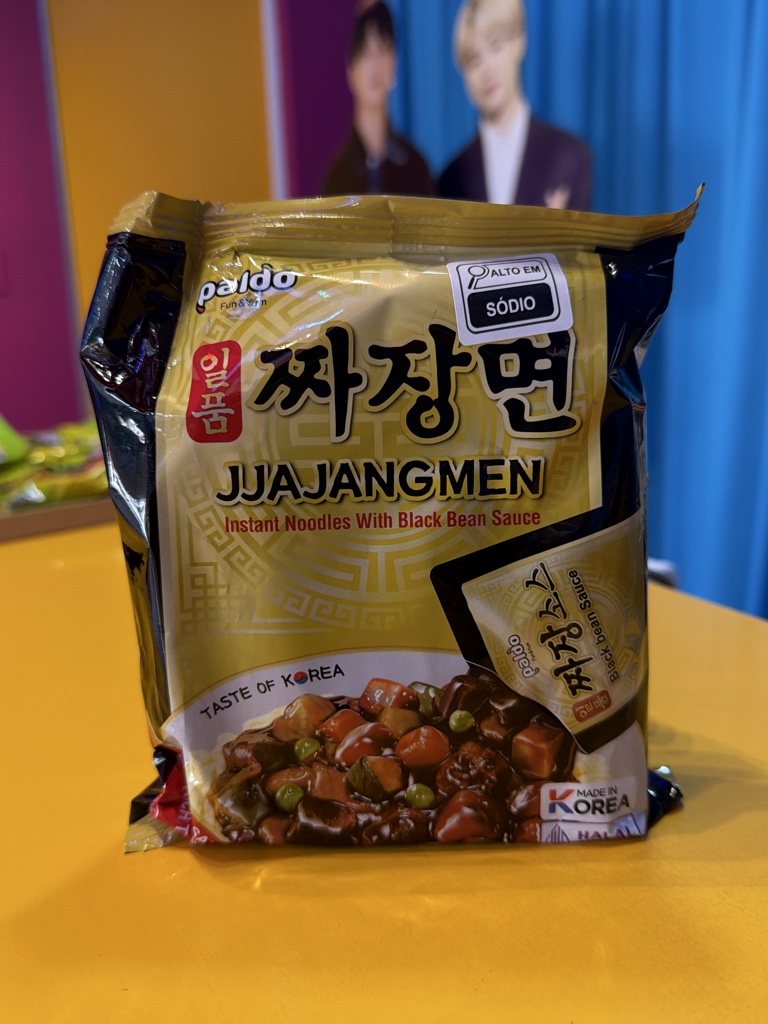 Jjajangmen tipo yakisoba pct sem pimenta