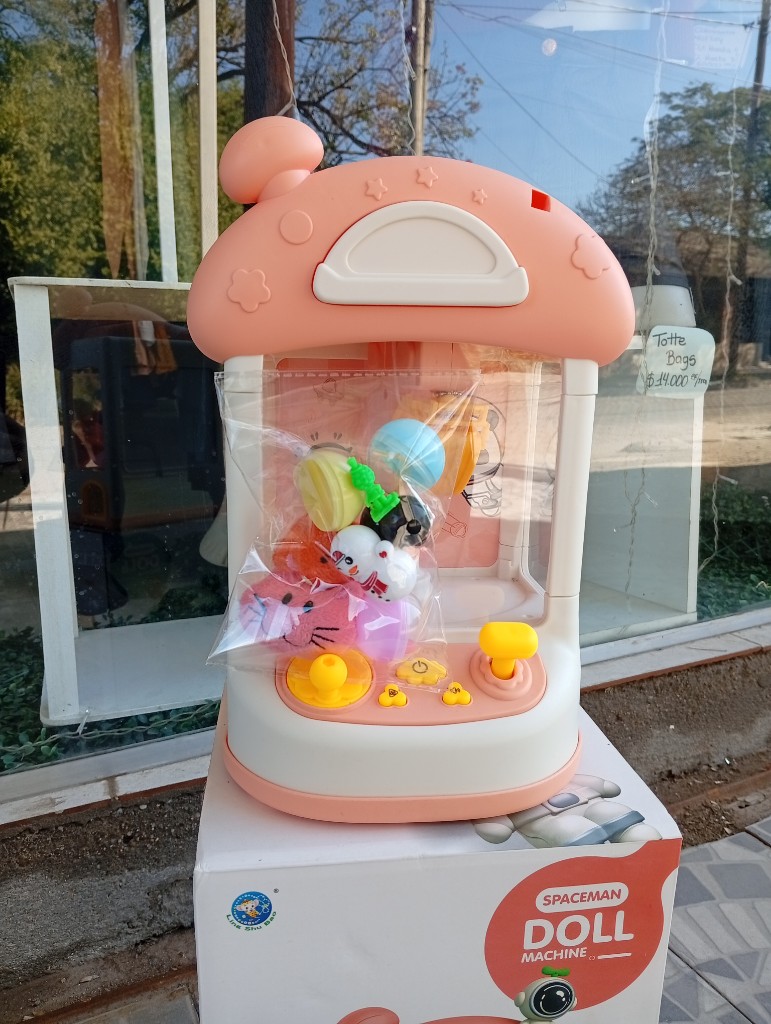 J0008 máquina peluche