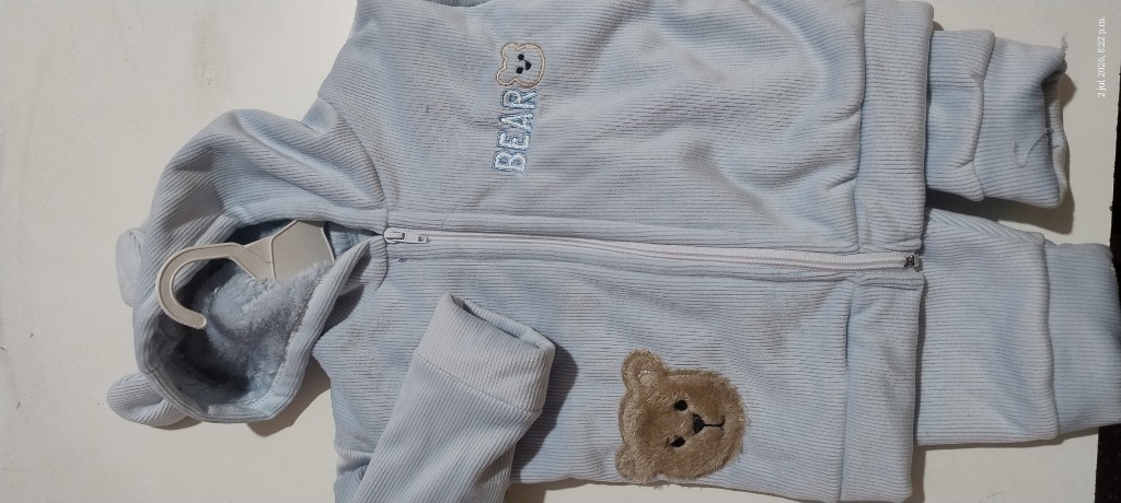 A0100 Conjunto de Bebé. Con corderito