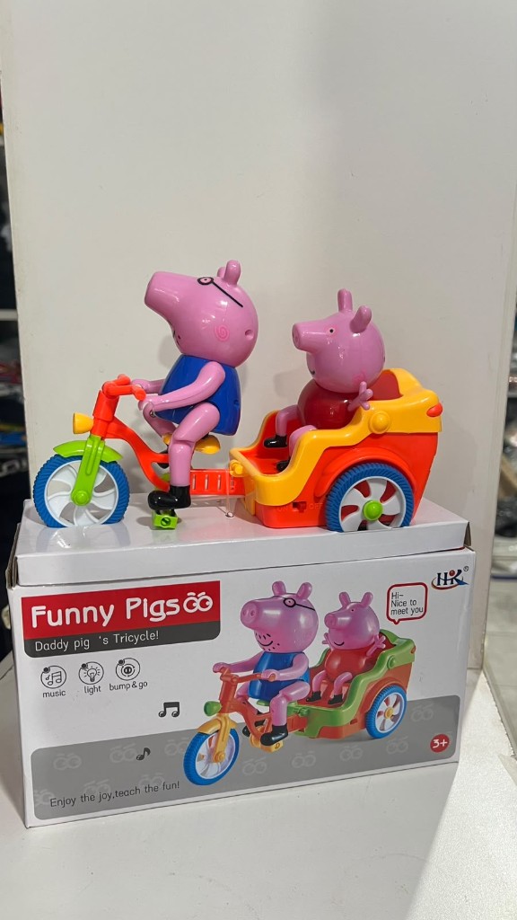 J0059 Peppa y papa pig