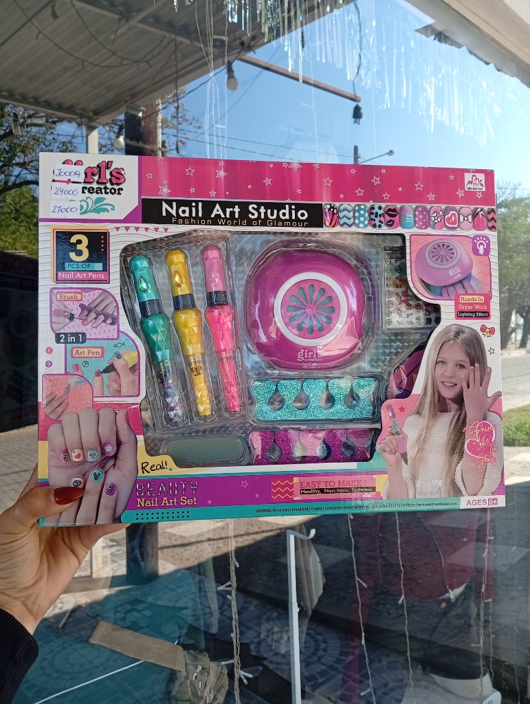 J0009 set de uñas grande