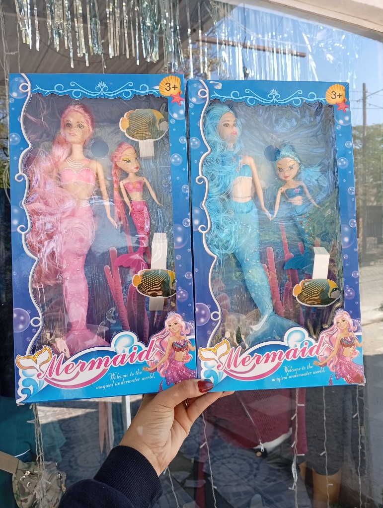 J0014 Barbie sirena