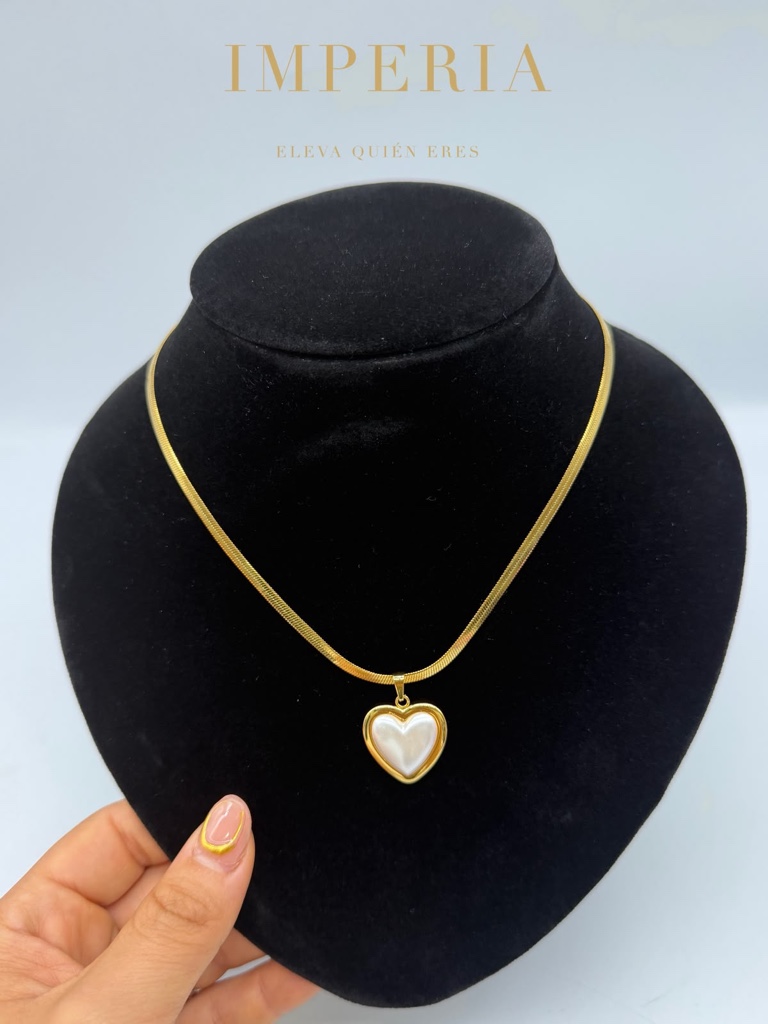Collar dorado de corazón, concha nácar acero inoxidable