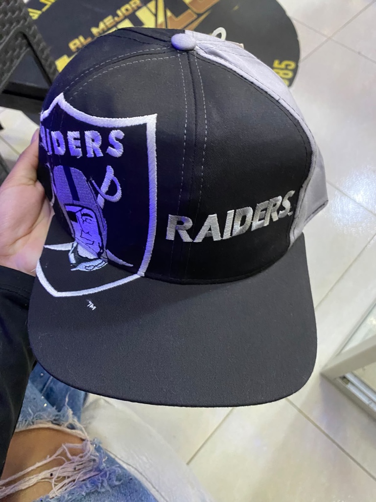 Cachetada Raiders 🍀