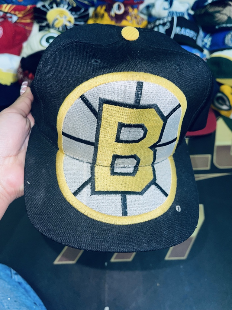 Semi Logo Bruins🍀