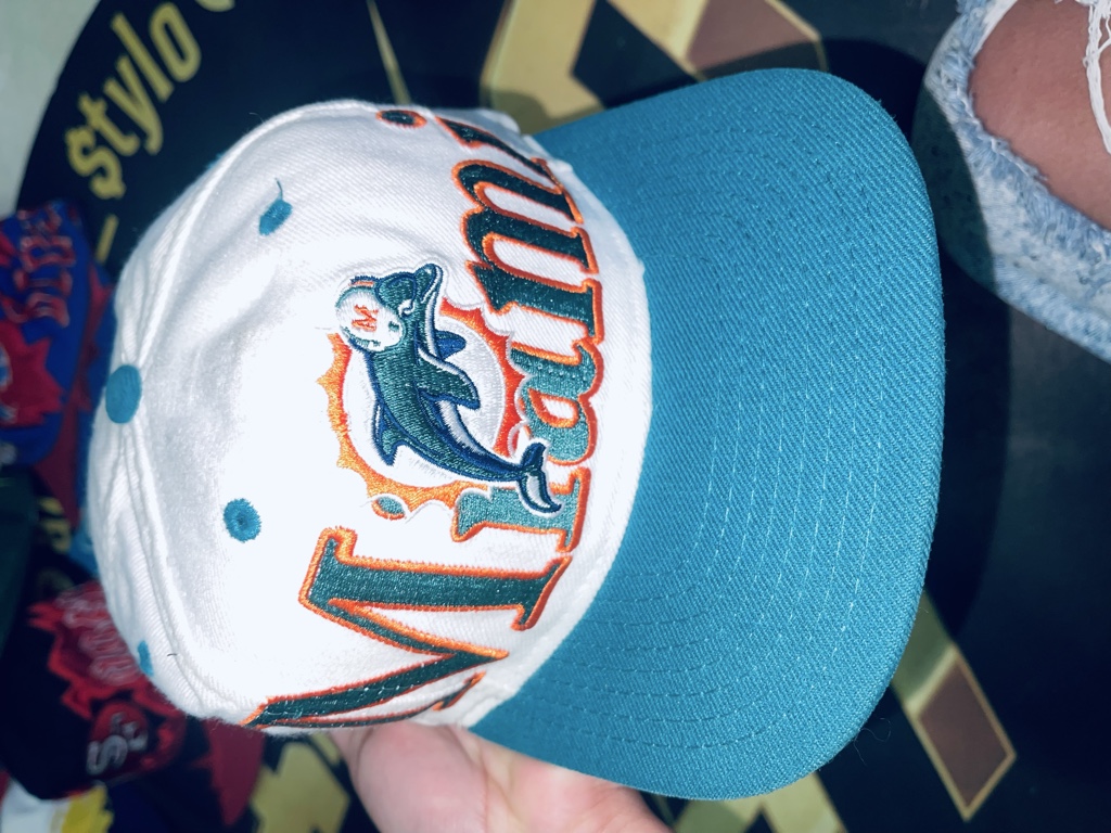 Letrero Dolphins 🍀
