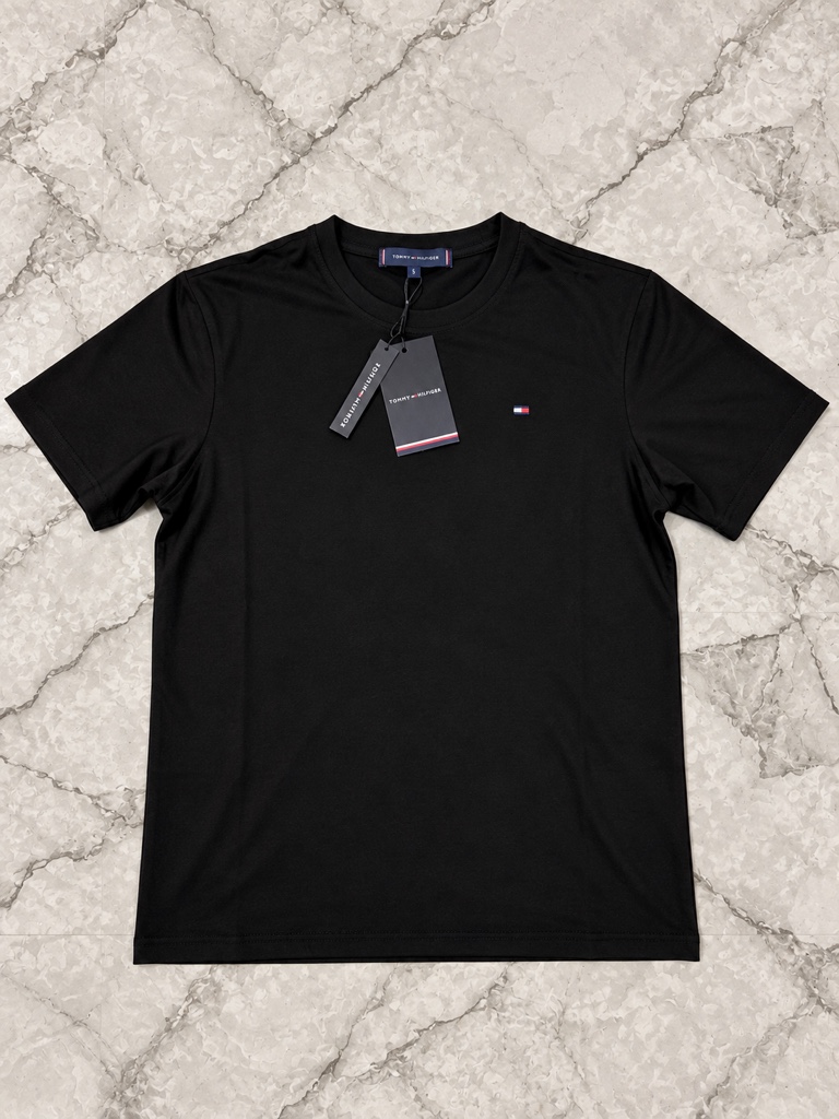 Tommy Hilfiger camiseta negra