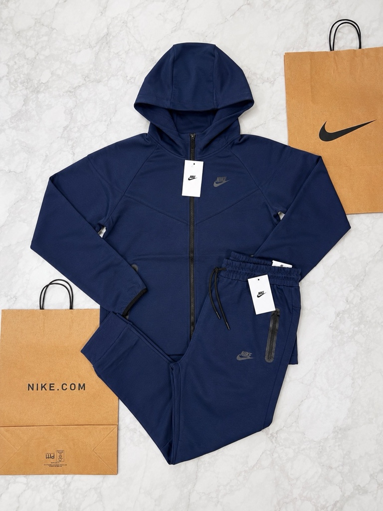 Nike tech azul marino