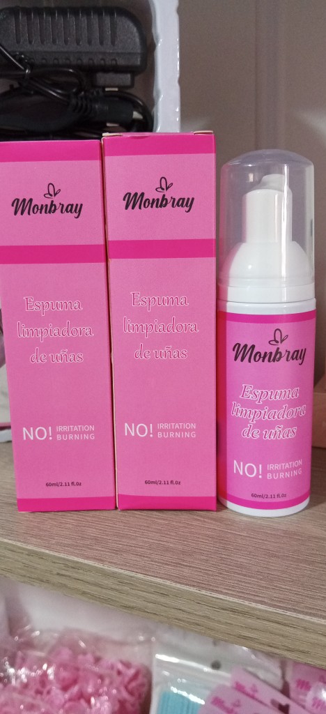 Espuma limpiadora de uñas