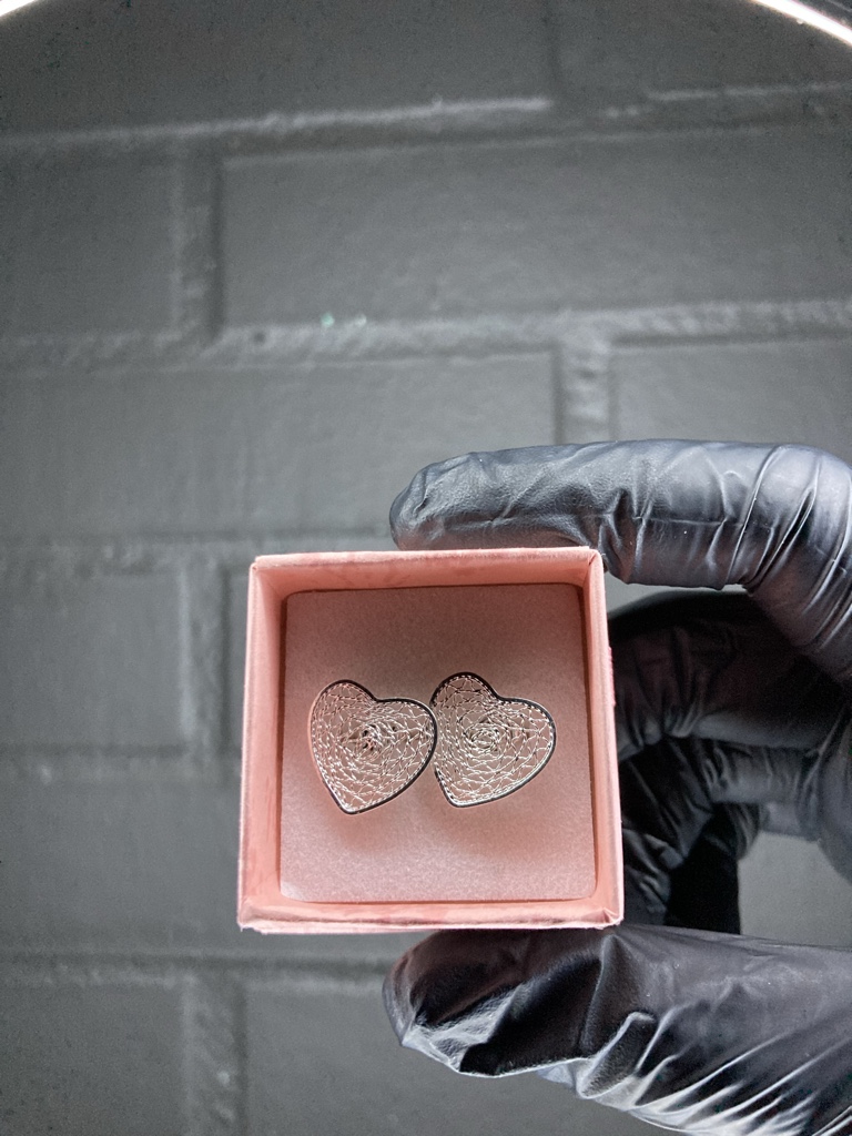 Aros corazon calado