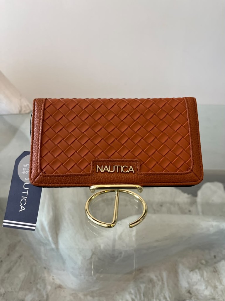 Monedero Náutica Medino Con Textura Naranja Tostado