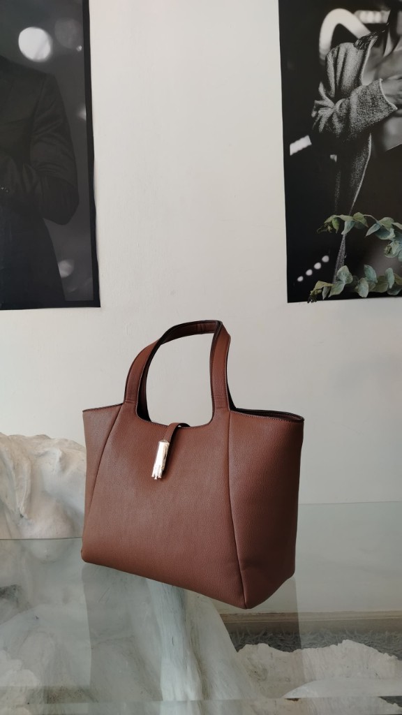 Cartera Tommy Hilfiger classic cognac