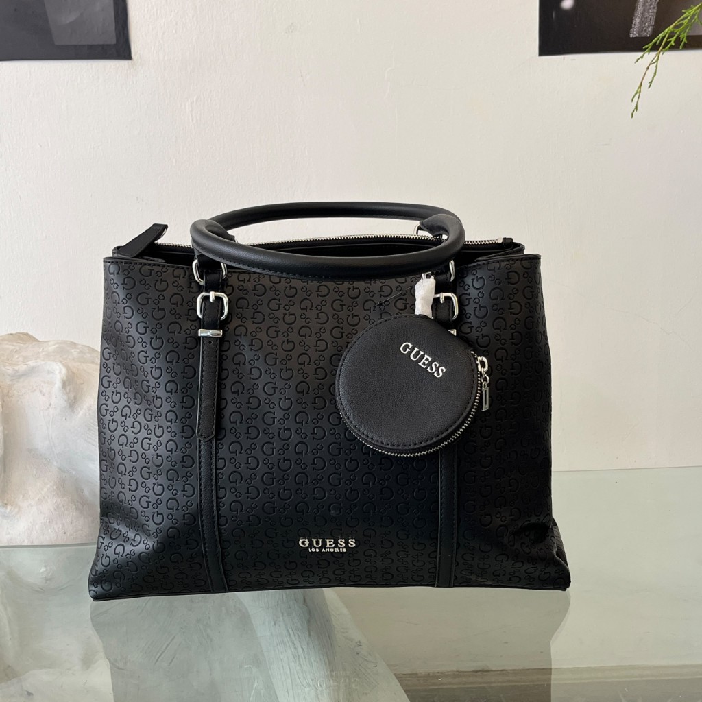Cartera de Hombro Guess Grande