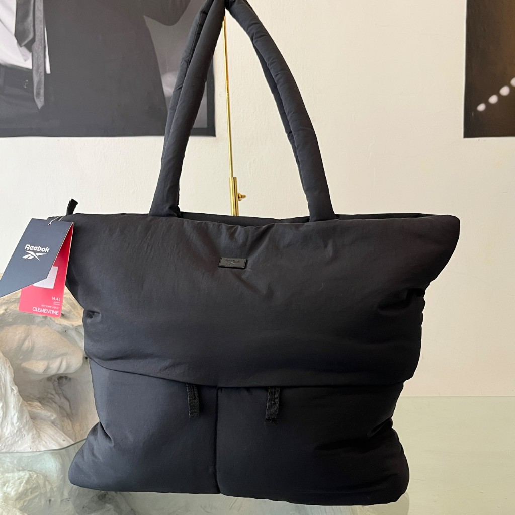 Bolso Deportivo Puffer Negro Grande