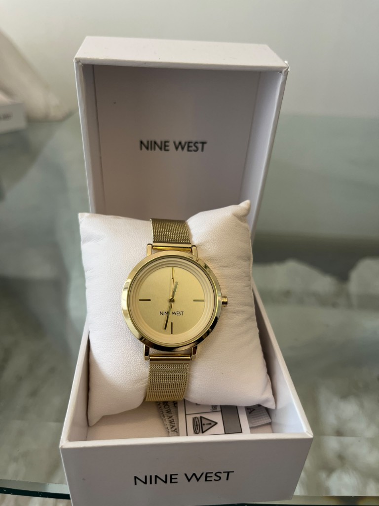 Reloj Dorado Para Dama