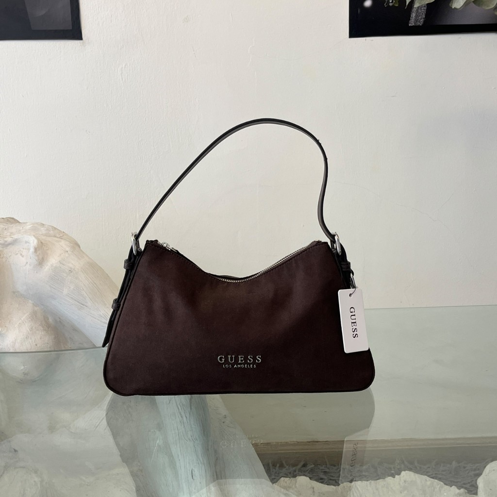 Cartera De Hombro Guess Tono Chocolate